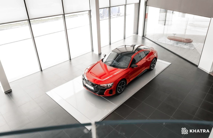 Gạch Super Black lát nền Showroom Audi