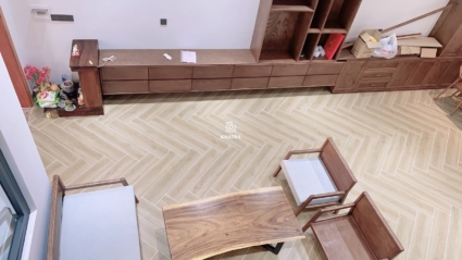 Gạch giả gỗ KHA-2112 lát nền phòng khách