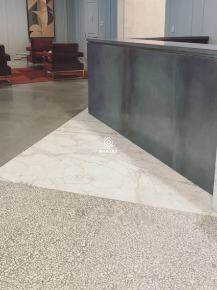 Hình thực tế terrazzo concrete lát nền sảnh chờ